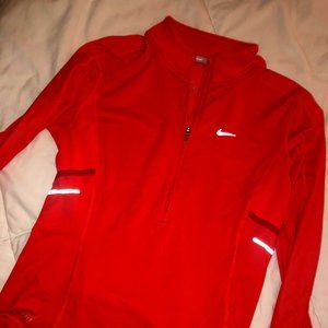 Lightweight Nike Women's Tech 1/4 Zip, Size Small
